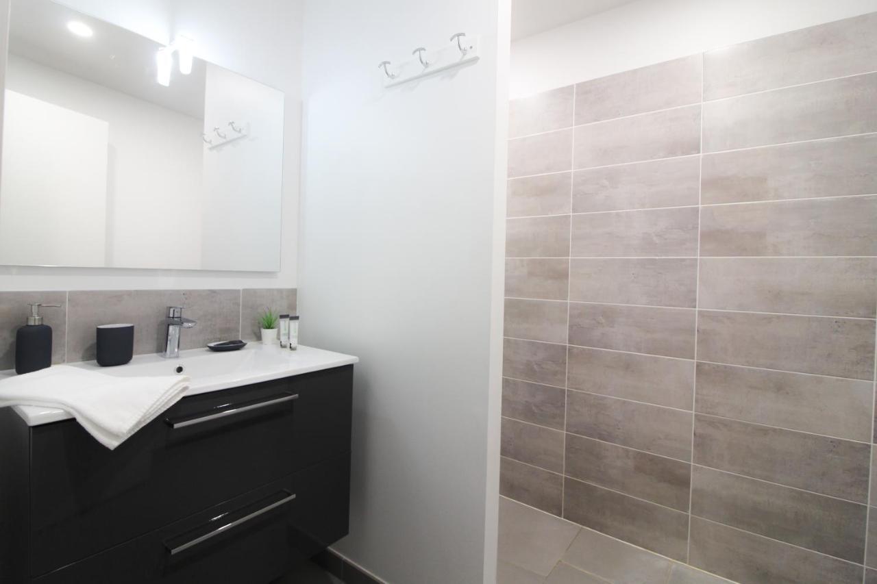 Open Sun Avec Jacuzzi Privatif Et Parking Prive Apartment Sarlat-la-Caneda Exterior photo